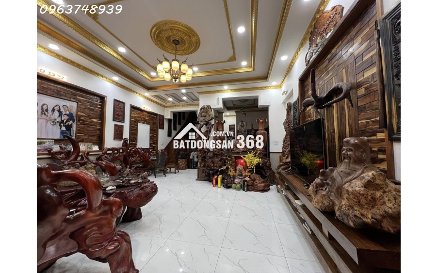 NHÀ MẶT TIỀN ĐƯỜNG DĨ AN, 5 TẦNG, NGANG 7M, 201M2 LÔ GÓC, 17 TỶ